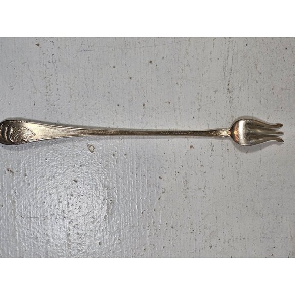 Community Silver Cocktail Fork Silver Plate Flower De Luce - Picture 5 of 7